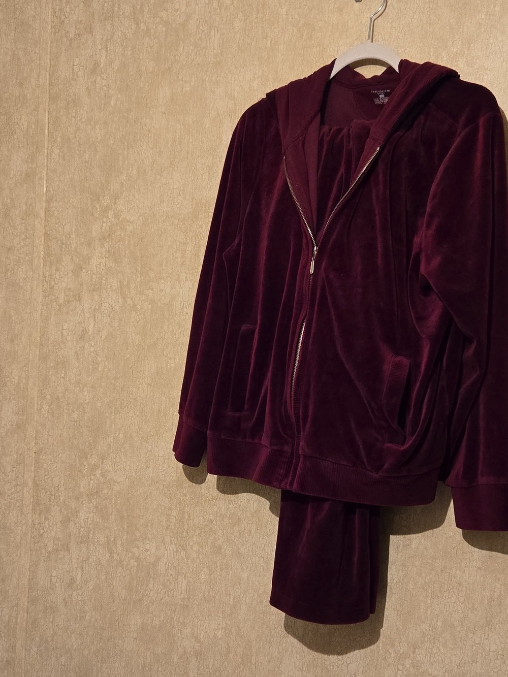 Jones New York Velvet Zip Hoodie in Plum